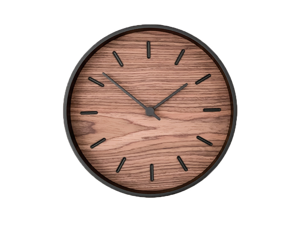 chasy_nastennye_tiger_s_chernyy_orekh